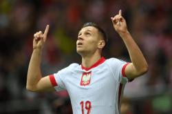 俄罗斯队备战波兰队，球员状态积极